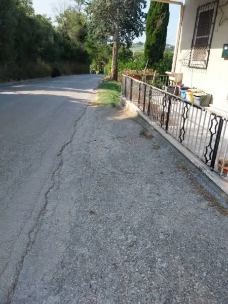 Villa Trifamiliare via Contrada Tesino, Offida