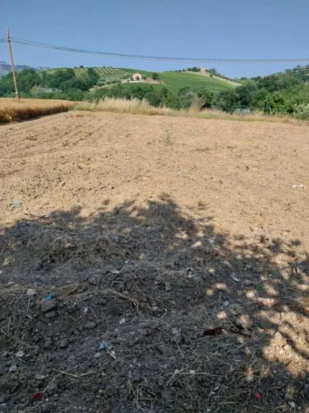 Villa Trifamiliare via Contrada Tesino, Offida