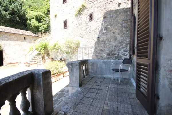 Casale via Località Lastrico 7, Pescaglia