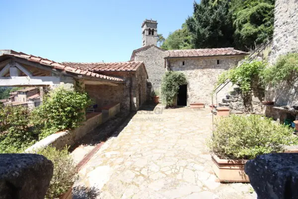 Casale via Località Lastrico 7, Pescaglia