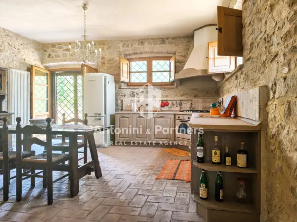 Casale strada Provinciale 373, Todi