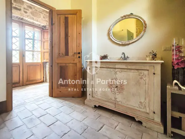 Casale strada Provinciale 373, Todi
