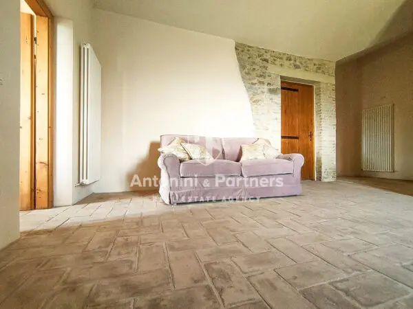 Casale strada Provinciale 373, Todi