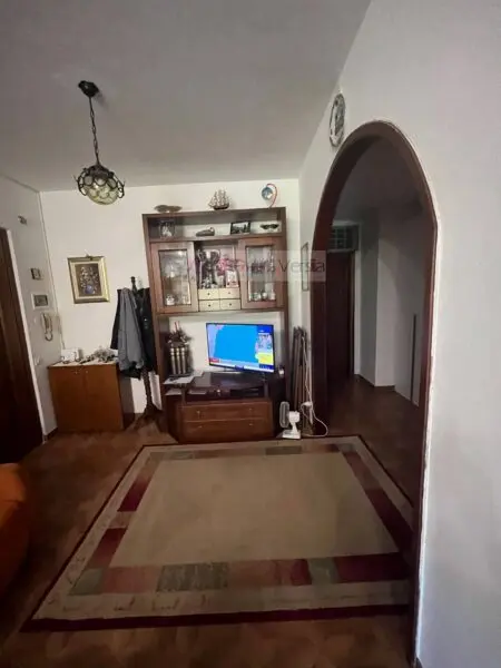 Appartamento via, Massa