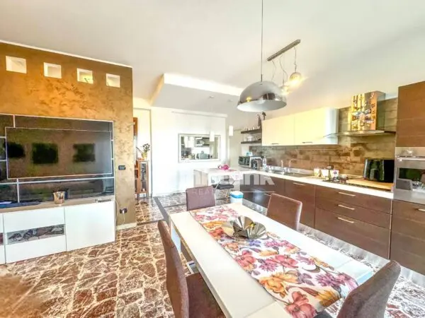 Appartamento viale Teracati, Siracusa