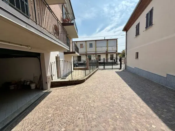 Villa via, Alessandria