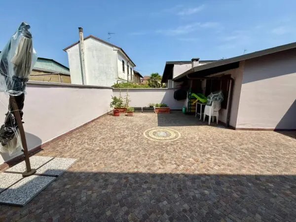 Villa via, Alessandria