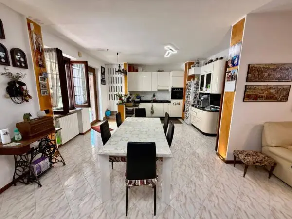 Villa via, Alessandria