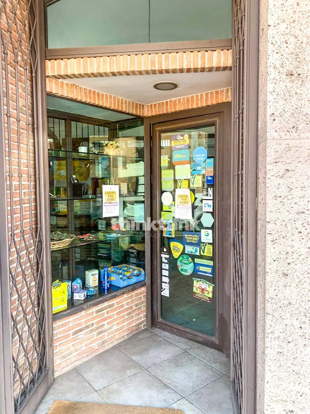 Immagine per Attività Commerciale in vendita a Ragalna Via Etnea 