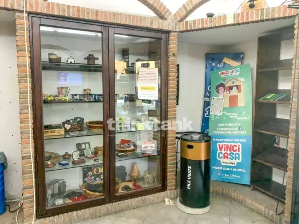 Attività Commerciale via Etnea, Ragalna