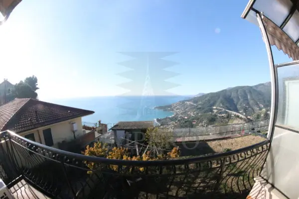 Villa via Peidaigo 77, Ventimiglia