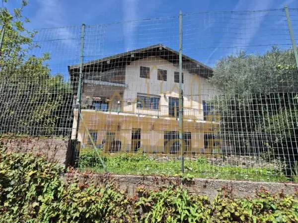 Villa via Piemonte 29, Arizzano
