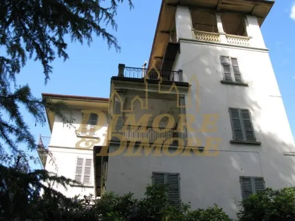 Palazzo - Stabile via Fontana 3, Varzo