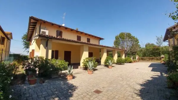 Villa via Stradello Giovanardi 95, Cittanova, Modena