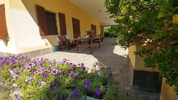 Villa via Stradello Giovanardi 95, Cittanova, Modena