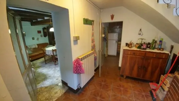 Porzione Di Casa via Castello 35, Zocca