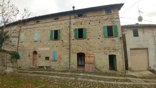 Casale via Castello 94, Zocca