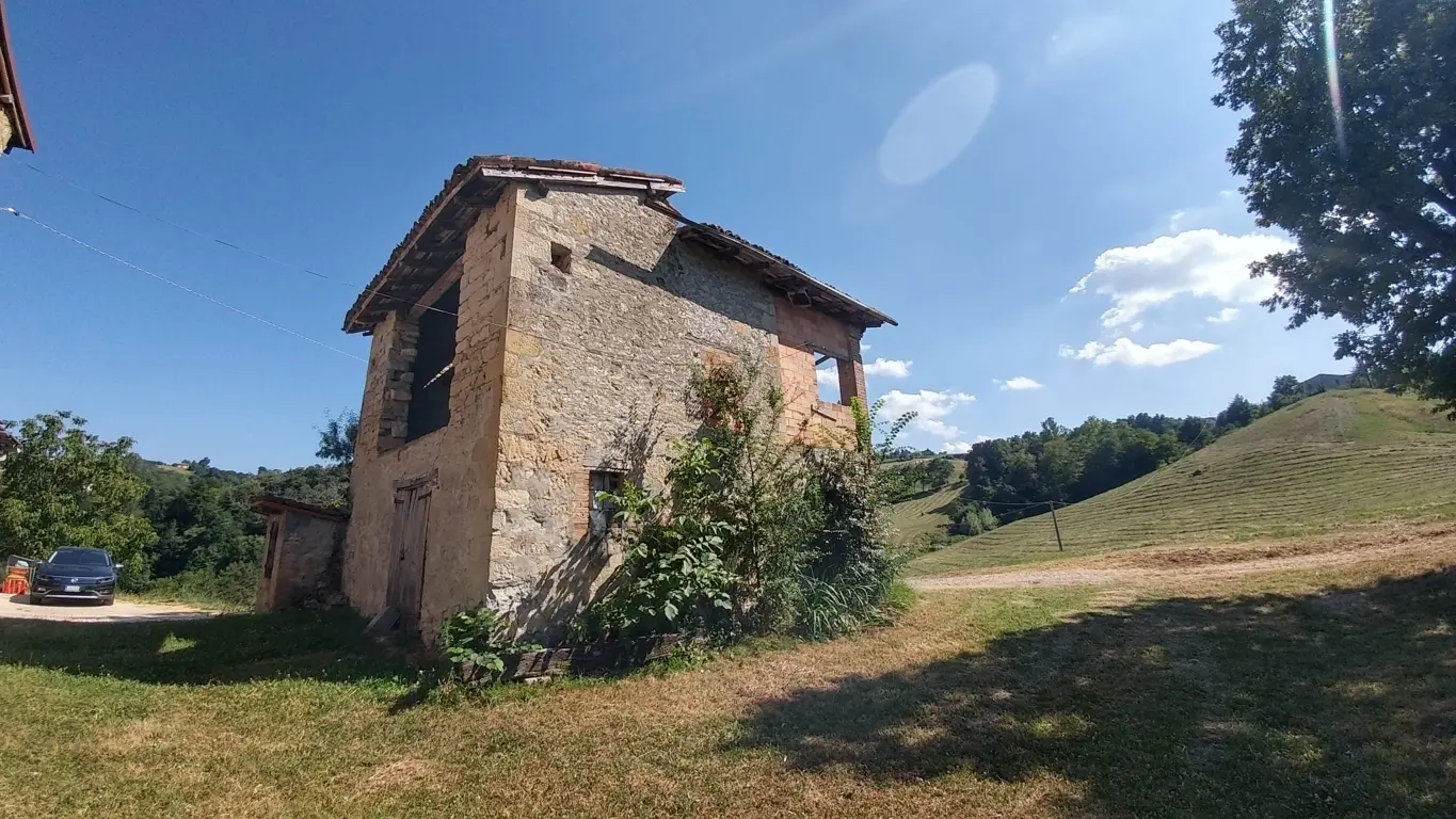 Immagine per Rustico in vendita a Zocca via Calizzano 803