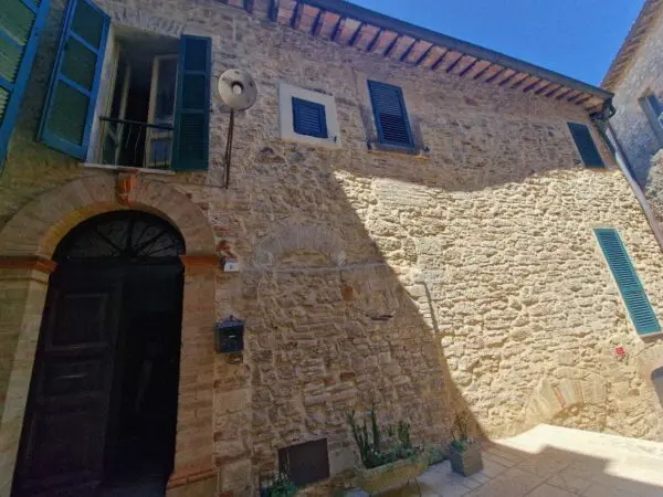 Rustico piazza Umberto I 9, Gualdo Cattaneo
