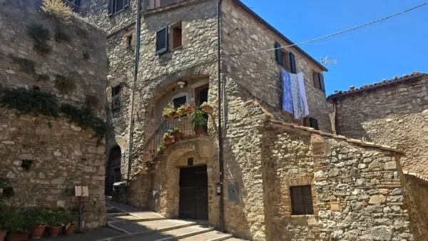 Trilocale via Xxi Aprile 16, Montecchio