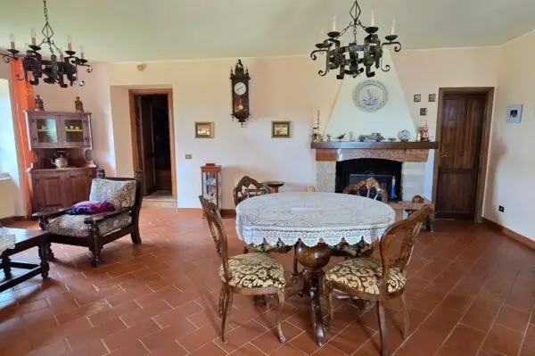 Casale strada Bonifica 150, Montecchio