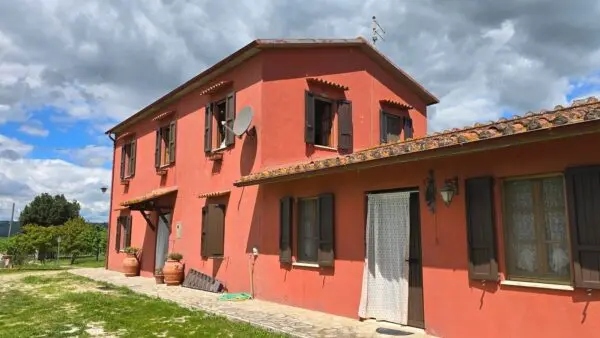 Casale strada Bonifica 150, Montecchio