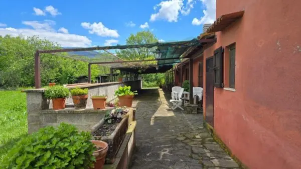 Casale strada Bonifica 150, Montecchio