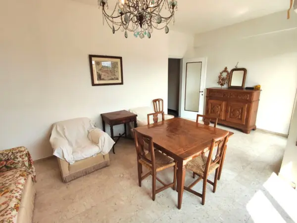 Monolocale 19, Rapallo