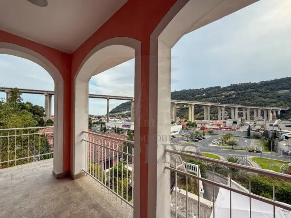Villa via Del Commercio 1, Camporosso