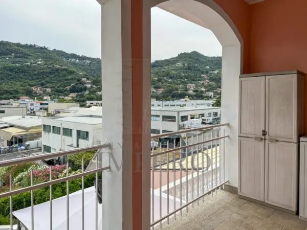 Villa via Del Commercio 1, Camporosso