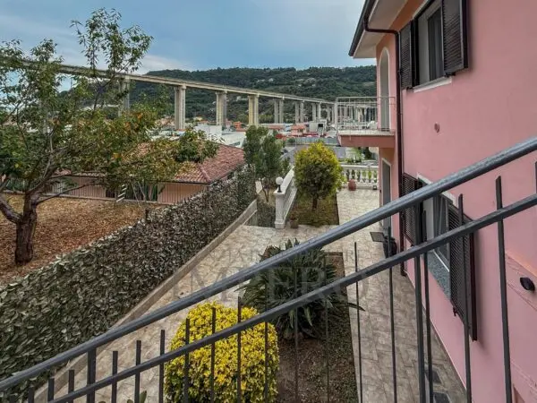 Villa via Del Commercio 1, Camporosso