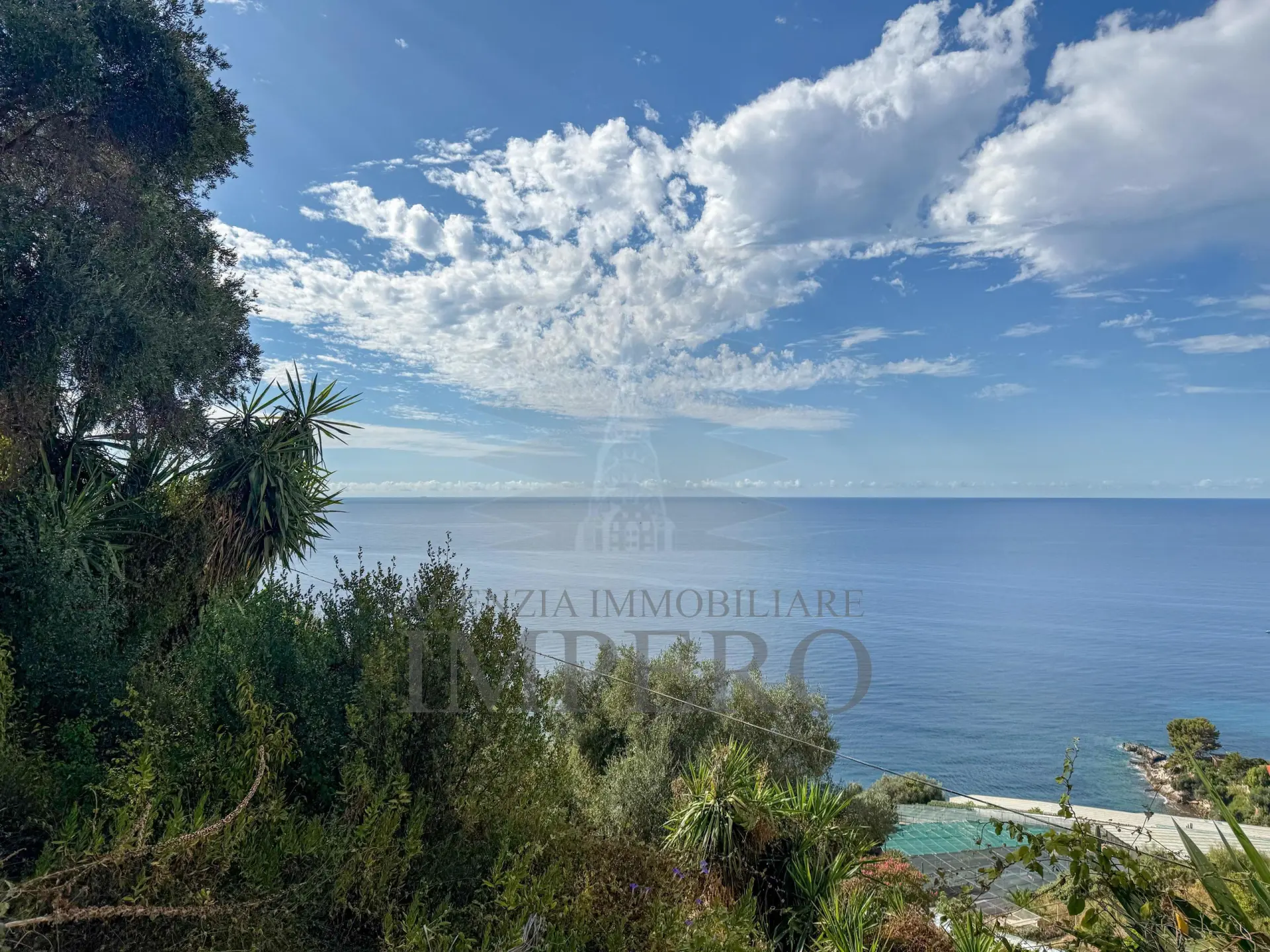 Immagine per Area verde in vendita a Ventimiglia corso Mentone 37