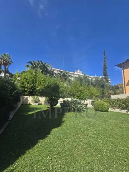 Trilocale via Romana 100, Bordighera