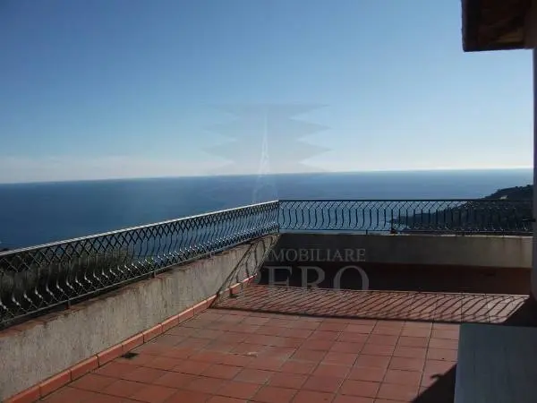 Villa via Nappio, Ventimiglia