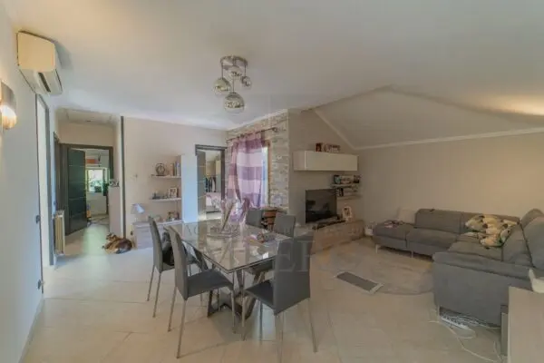 Immagine per Appartamento in vendita a Ventimiglia piazza San Bartolomeo 3