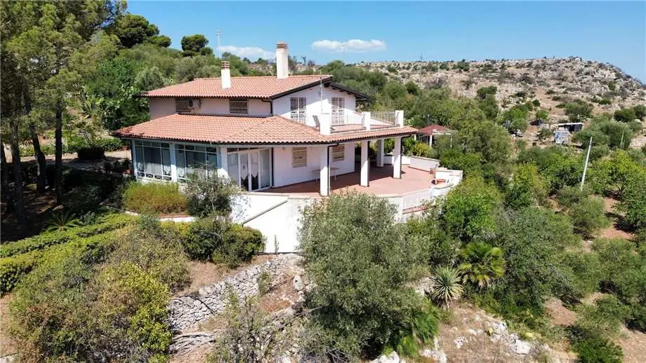 Immagine per Villa in vendita a Noto via Via Cugni Stallaini