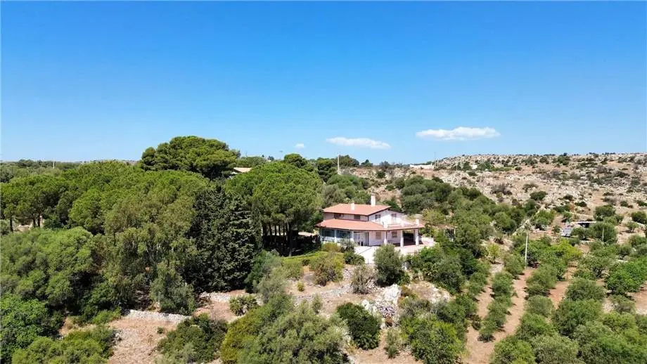 Immagine per Villa in vendita a Noto via Via Cugni Stallaini