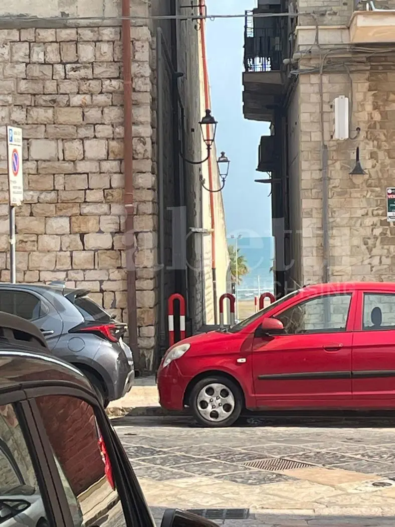 Immagine per Magazzino in vendita a Barletta via Municipio