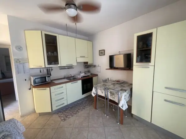 Appartamento via Aurelia 28, Cipressa