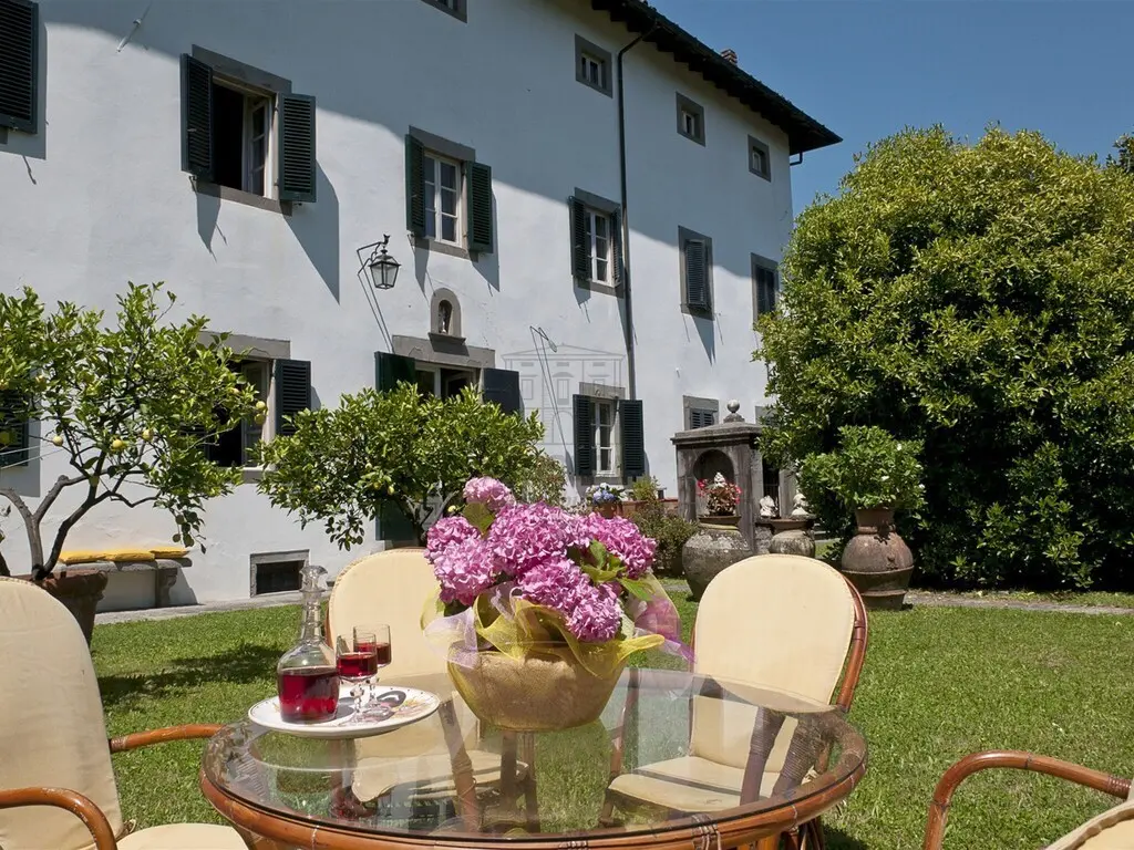 Immagine per Villa in vendita a Bagni di Lucca viale Umberto I 148