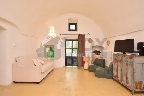 Villa via Carlo Donat Cattin 63, Specchia