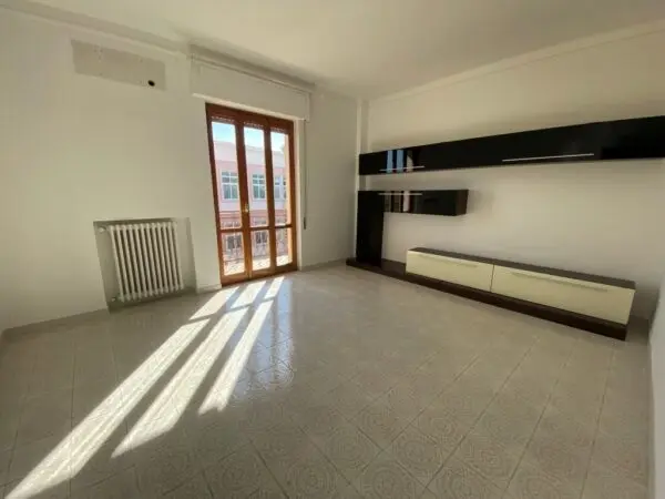 Bilocale via Giovanni Verga 8, Modugno