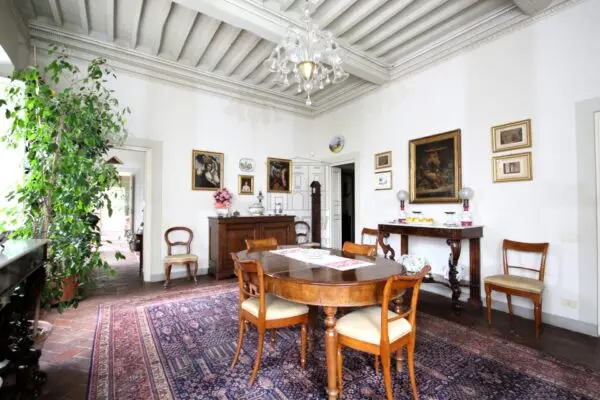 Villa via Del Caporale 773, Lucca