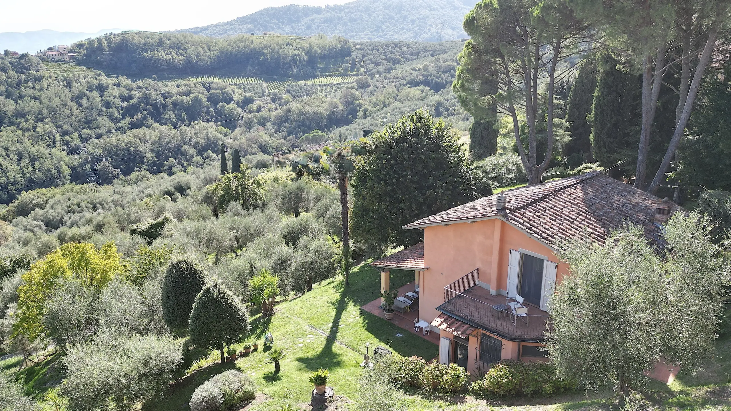 Immagine per Rustico in vendita a Lucca via Di Mastiano E Gugliano 1024