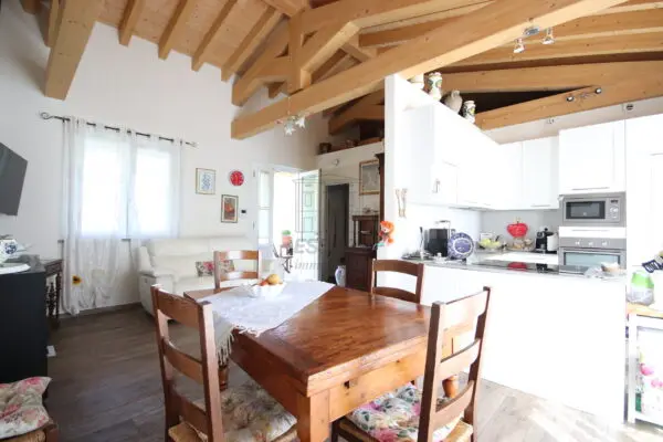 Villa 4, Porcari