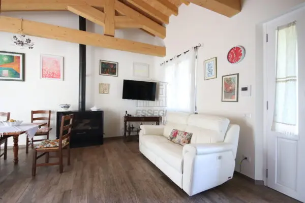 Villa 4, Porcari