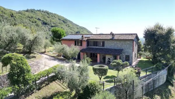 Rustico via Località Pieve Di Cerreto 3, Borgo A Mozzano