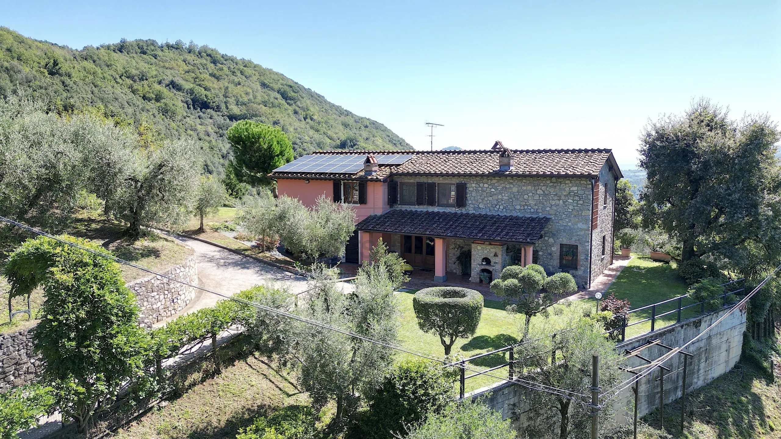 Immagine per Rustico in vendita a Borgo a Mozzano via Località Pieve Di Cerreto 3