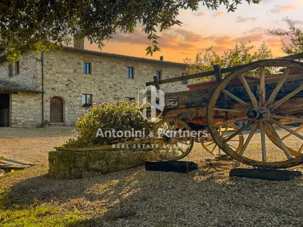 Casale strada Provinciale 380, Todi