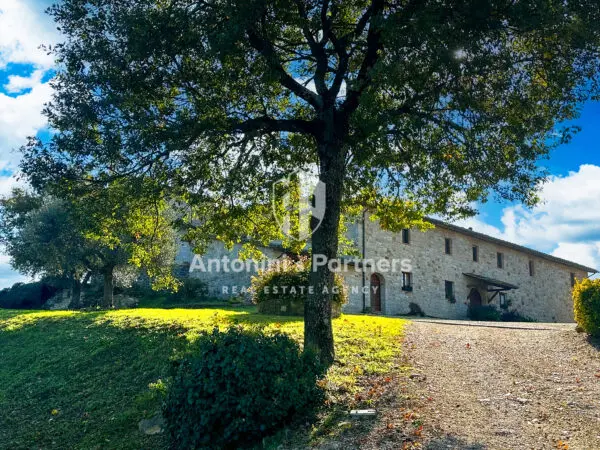 Casale strada Provinciale 380, Todi